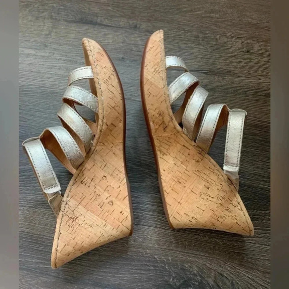 BORN Lisi Cork Wrapped Wedge Panna Cotta Metallic Sandal women's size 10 - Picture 2 of 8